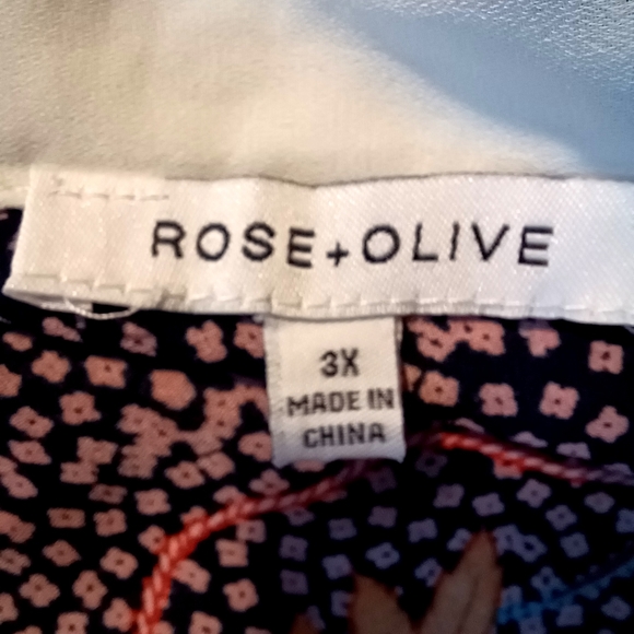 Rose & Olive beautiful top or cover up 3X - Picture 10 of 12